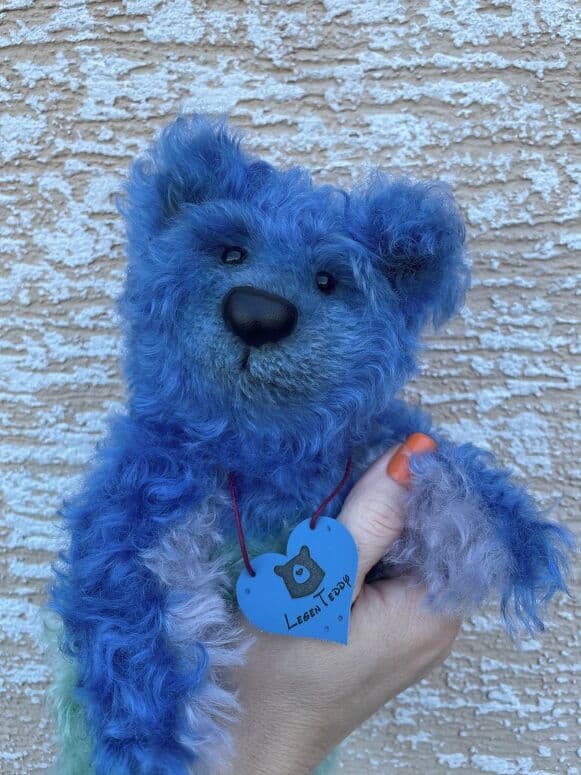 Mr. Blu Berry shown at scale, view 2